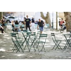 Chaise FERMOB Bistro Métal - Cactus -Faites partie du mobilier de jardin. 010182 chaise jardin pliante fermob bistro metal ambiance