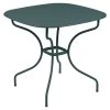 Table De Jardin 4 Personnes FERMOB Opéra + 82 X 82 Cm - Gris Orage -Faites partie du mobilier de jardin. 094626 table jardin fermob opera 82 82 cm gris orage