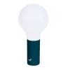 Lampe De Jardin FERMOB Aplô H 24 - Bleu Acapulco -Faites partie du mobilier de jardin. 341021 lampe jardin fermob aplo h24 bleu acapulco