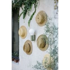 Applique Murale Pour Lampe FERMOB Aplô - Cactus -Faites partie du mobilier de jardin. 346082 applique murale lampe fermob aplo h24 cactus ambiance 2