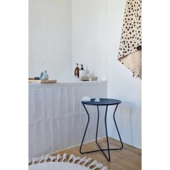 Tabouret De Jardin FERMOB Cocotte - Bleu Abysse -Faites partie du mobilier de jardin. 470292 tabouret jardin fermob cocotte bleu abysse ambiance