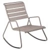 Rocking Chair FERMOB Monceau - Muscade -Faites partie du mobilier de jardin. 480614 rocking chair fermob monceau muscade