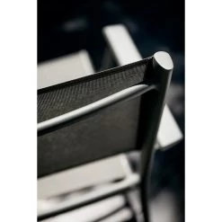 Fauteuil De Jardin Empilable FERMOB Costa - Piment -Faites partie du mobilier de jardin. fauteuil costa dossier 2 min