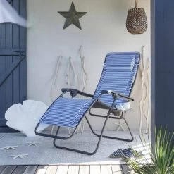 Fauteuil Relax Pliant LAFUMA RSX Clip Polycoton - Marine -Faites partie du mobilier de jardin. lfm2037.9291 fauteuil relax pliant lafuma rsx clip polycoton marine ambiance 2