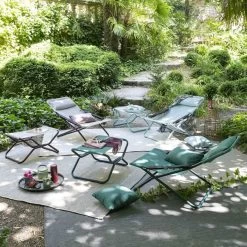 Repose-pieds LAFUMA Next Batyline Duo - Bleu -Faites partie du mobilier de jardin. lfm2927 9258 repose pieds lafuma next bleu ambiance