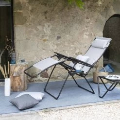 Fauteuil Relax Pliant LAFUMA Futura Batyline Duo - Écume -Faites partie du mobilier de jardin. lfm3113.6900 fauteuil relax pliant lafuma futura batyline duo ecume ambiance 2