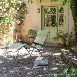 Fauteuil Relax Pliant LAFUMA R Clip Batyline Iso - Étamine -Faites partie du mobilier de jardin. lfm4020.9267 fauteuil relax pliant lafuma r clip etamine ambiance