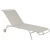 Lit Bain De Soleil FERMOB Coolside - Gris Argile -Faites partie du mobilier de jardin. lit bain soleil fermob coolside gris argile