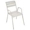 Fauteuil De Jardin Empilable FERMOB Monceau - Gris Argile -Faites partie du mobilier de jardin. monceau bridge gris argile