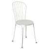 Chaise De Jardin Empilable FERMOB Opéra + - Gris Argile -Faites partie du mobilier de jardin. opera chaise gris argile