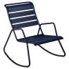 Rocking Chair FERMOB Monceau - Bleu Abysse -Faites partie du mobilier de jardin. rocking chair monceau fermob bleu abysse 1
